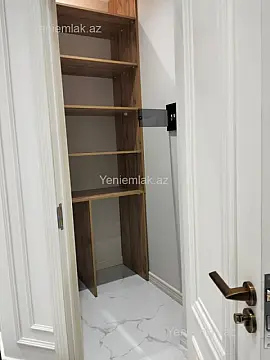 Satılır 3 otaqlı yeni tikili 132 m²