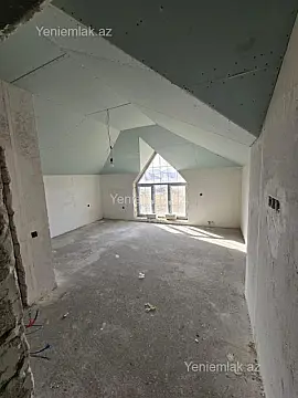 Satılır 5 otaqlı həyət evi 240 m²