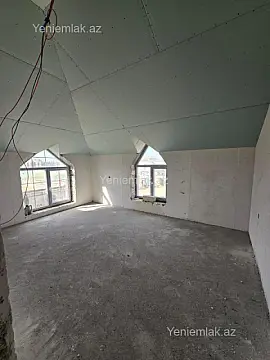 Satılır 5 otaqlı həyət evi 240 m²