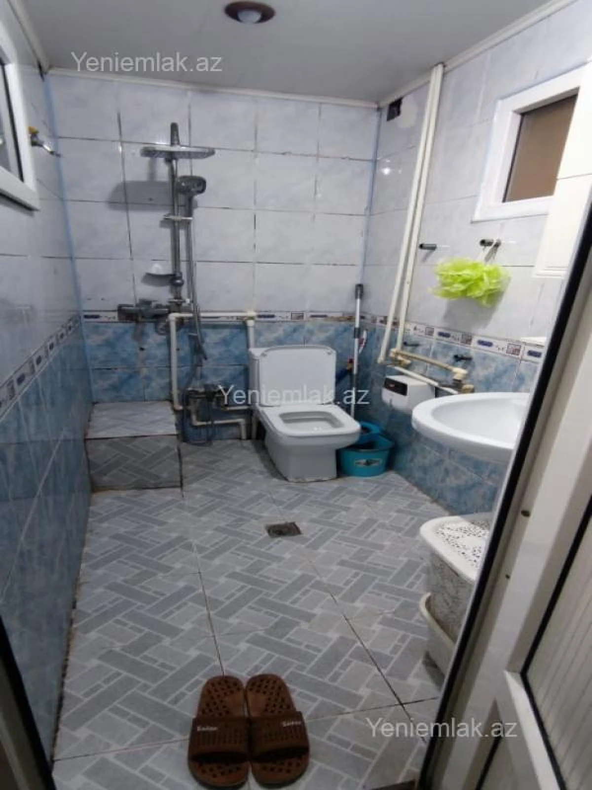 Satılır 3 otaqlı köhnə tikili 90 m²