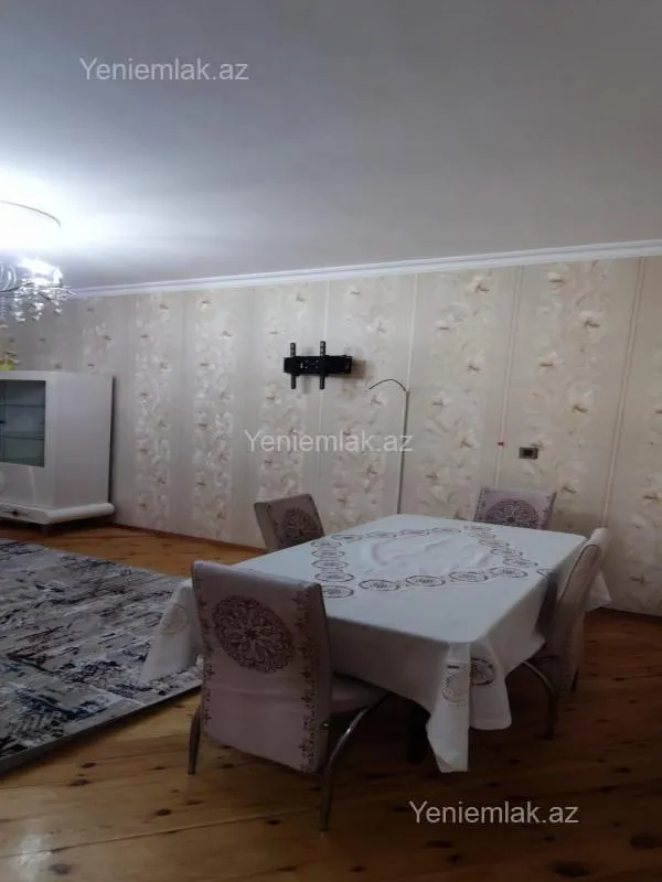 Satılır 3 otaqlı köhnə tikili 90 m²