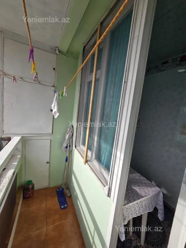 Satılır 2 otaqlı köhnə tikili 60 m²