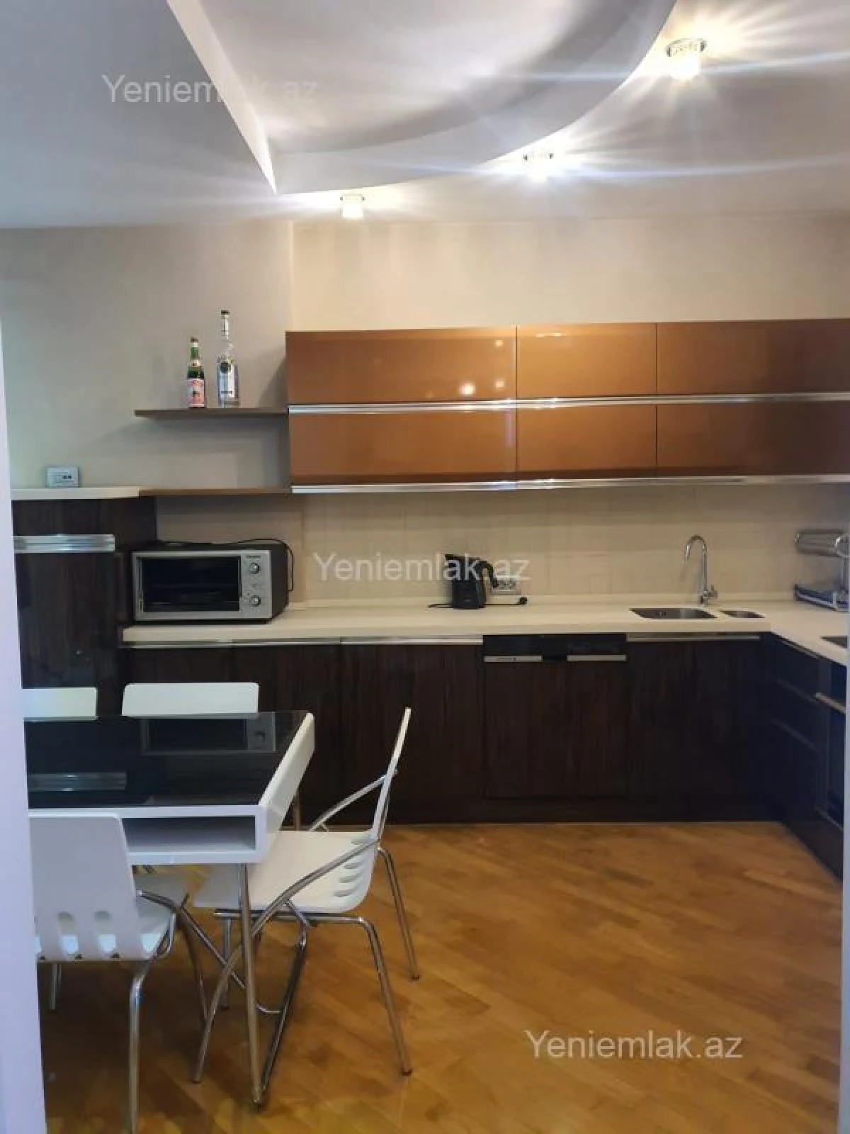Satılır 3 otaqlı yeni tikili 147 m²