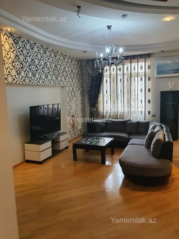 Satılır 3 otaqlı yeni tikili 147 m²