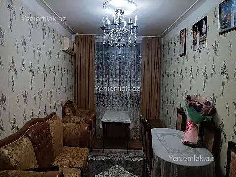 Satılır 4 otaqlı köhnə tikili 110 m²