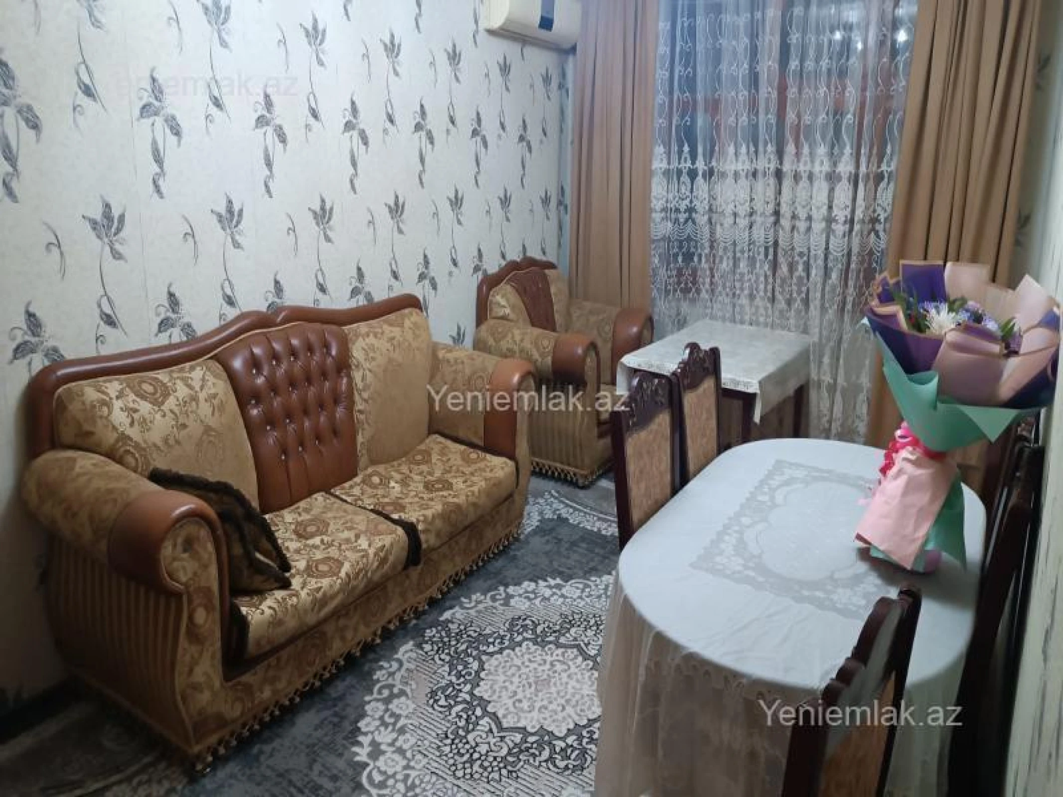 Satılır 4 otaqlı köhnə tikili 110 m²
