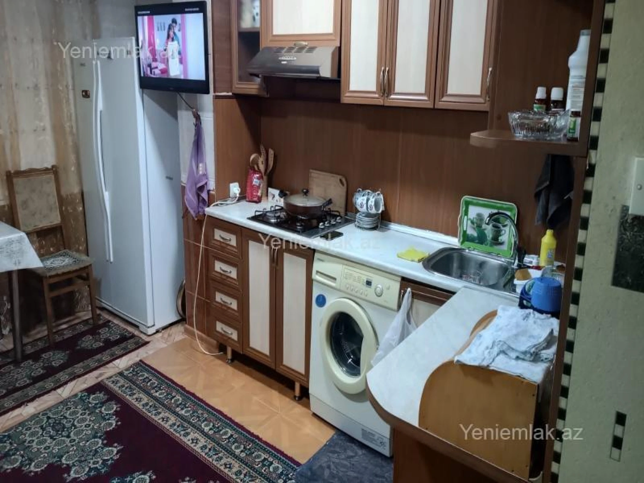 Satılır 4 otaqlı köhnə tikili 110 m²