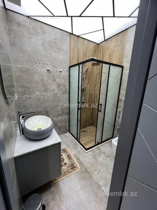 Satılır 2 otaqlı yeni tikili 65 m²