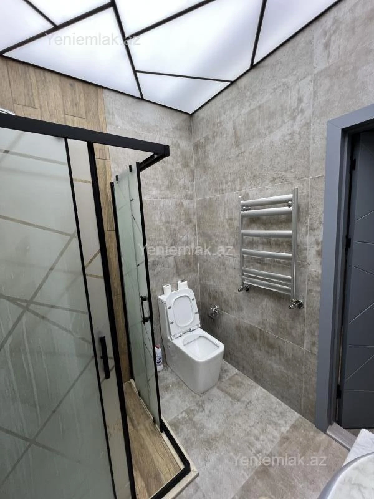 Satılır 2 otaqlı yeni tikili 65 m²