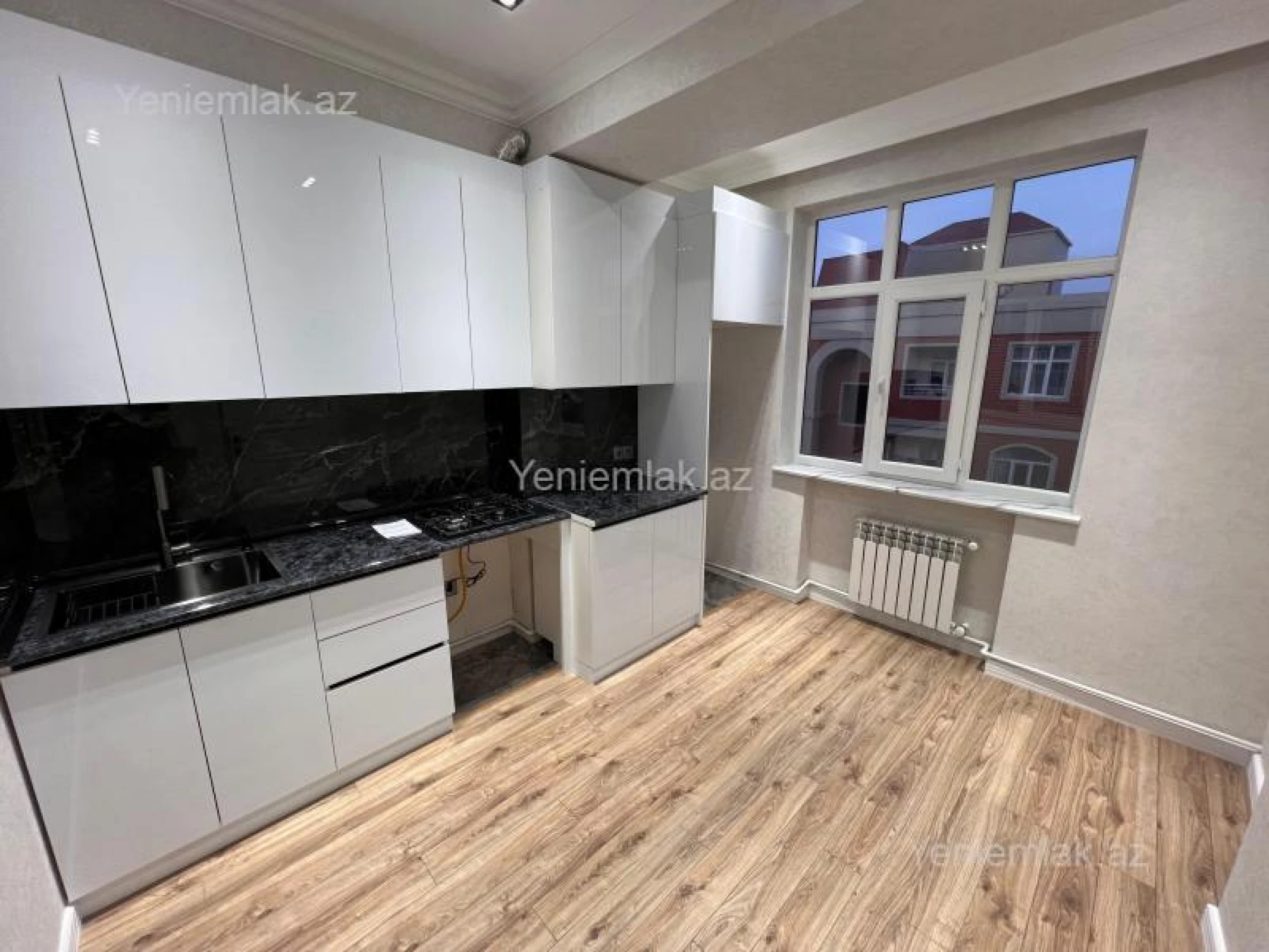 Satılır 3 otaqlı yeni tikili 87 m²