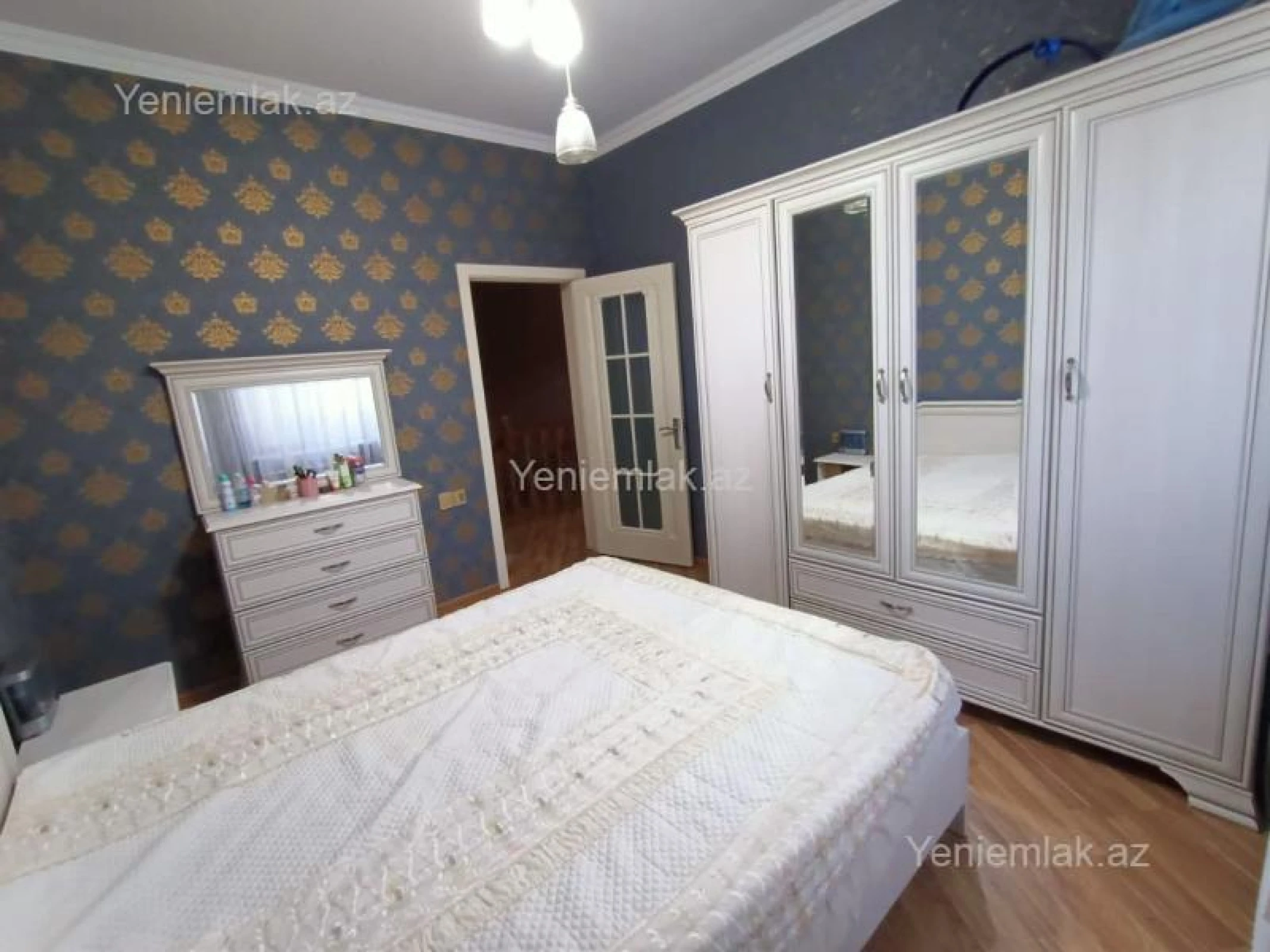 Satılır 5 otaqlı həyət evi 140 m²