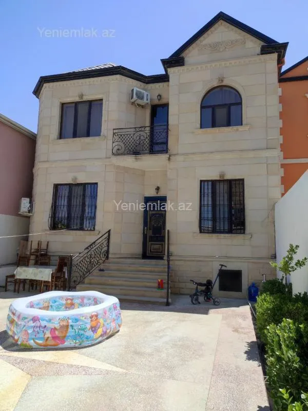 Satılır 5 otaqlı həyət evi 140 m²