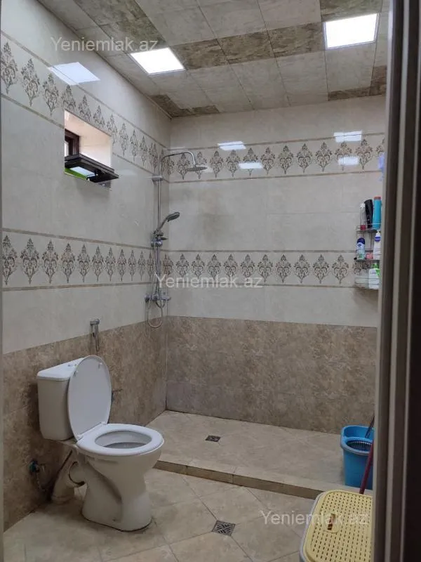 Satılır 5 otaqlı həyət evi 140 m²
