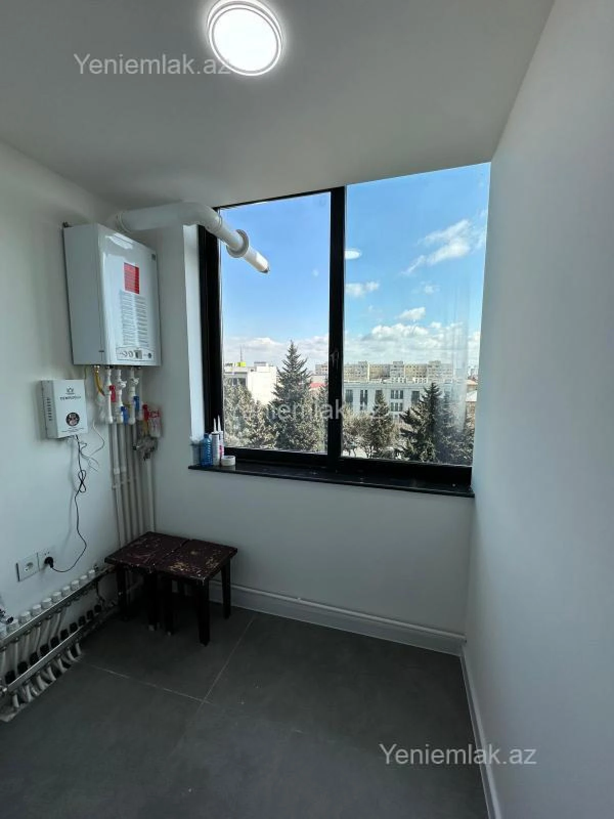 Satılır 3 otaqlı köhnə tikili 67 m²