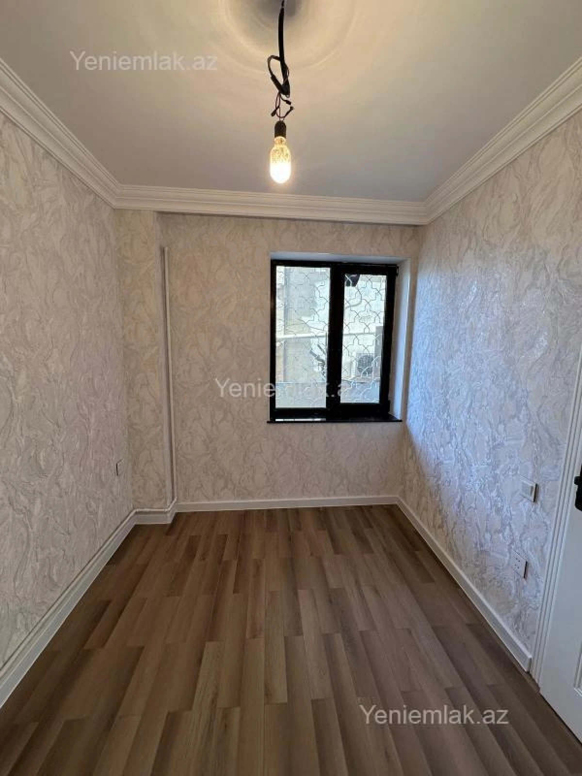 Satılır 3 otaqlı köhnə tikili 67 m²
