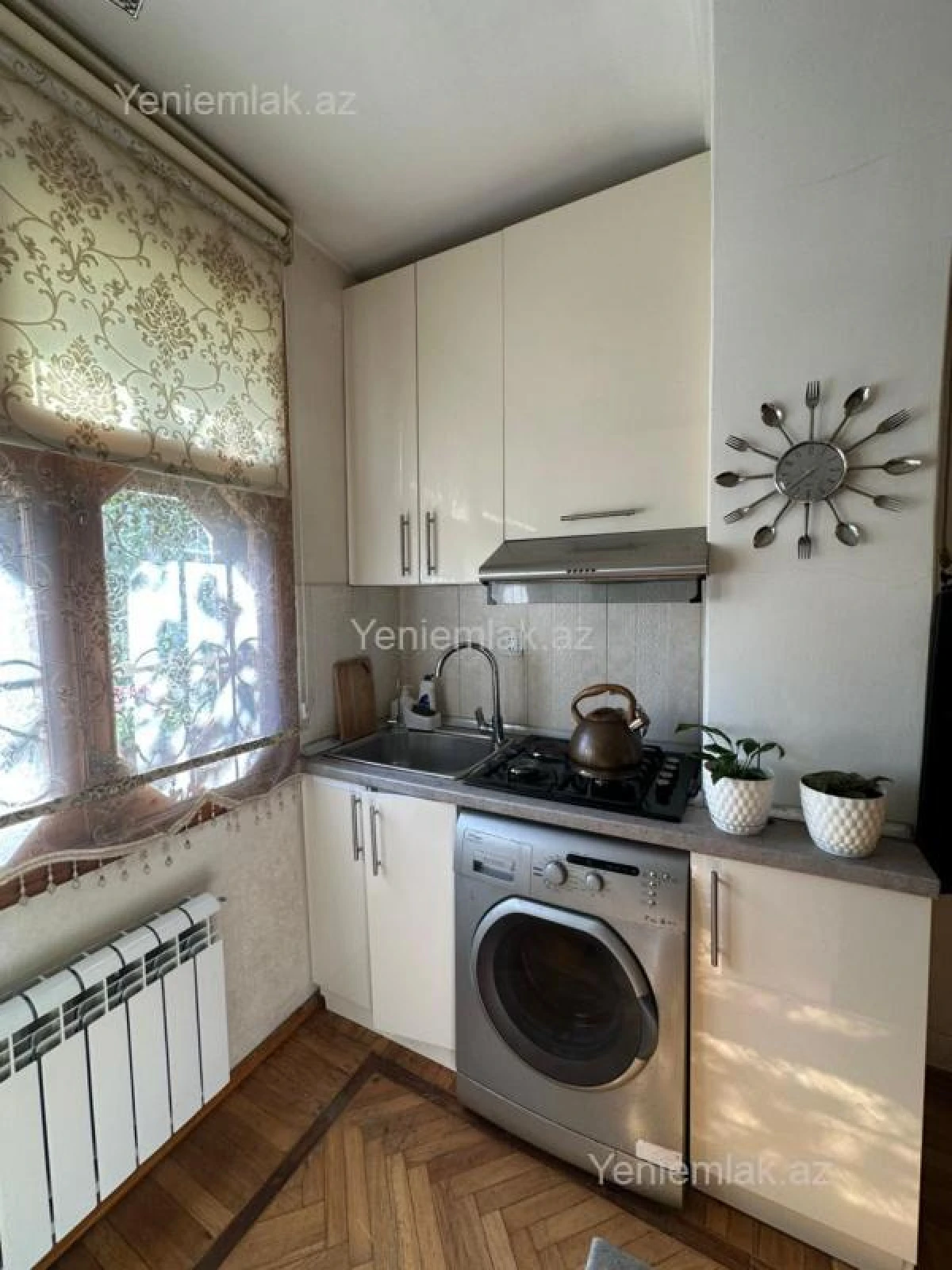 Satılır 3 otaqlı köhnə tikili 65 m²