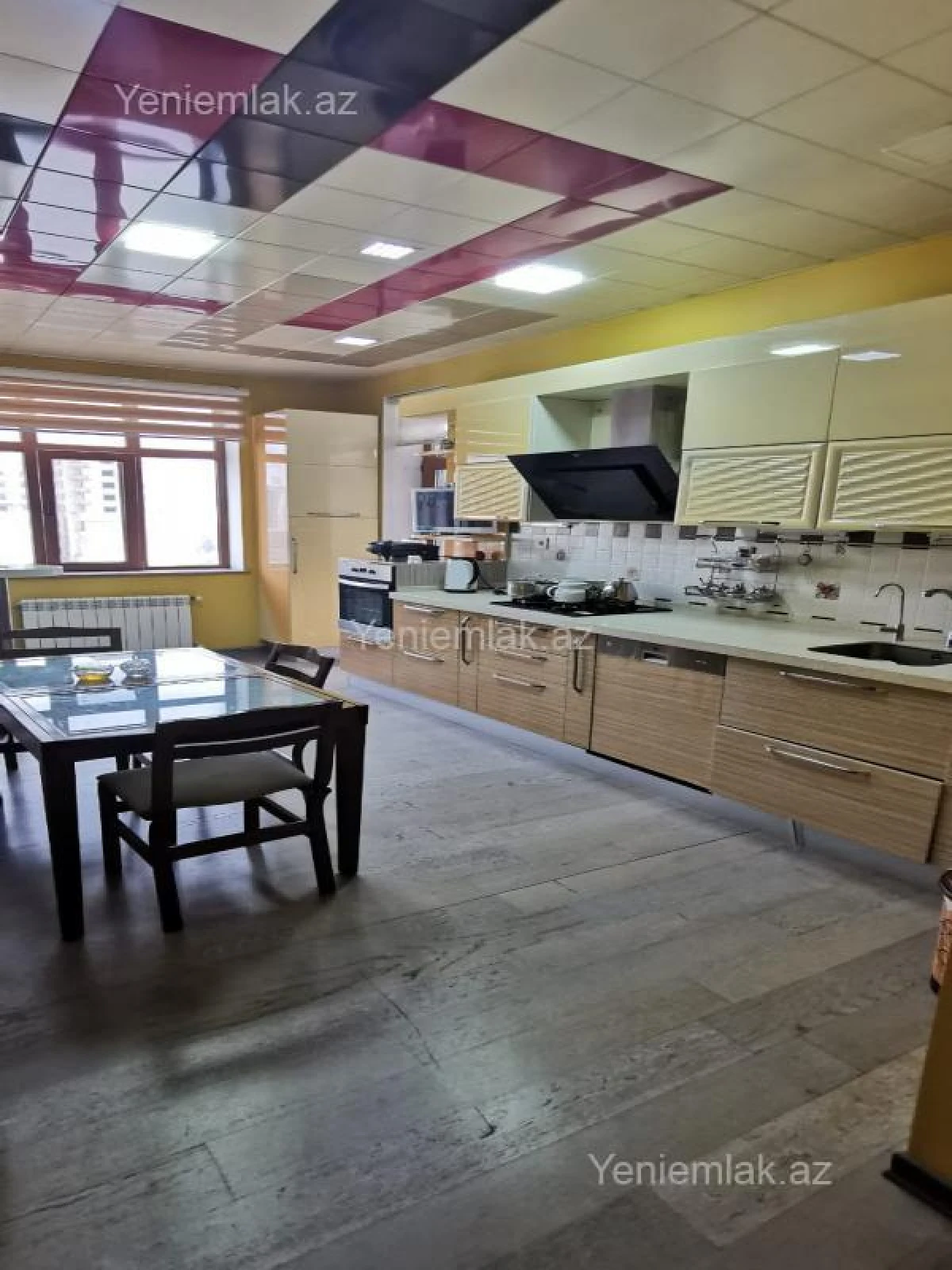 Satılır 4 otaqlı yeni tikili 170 m²