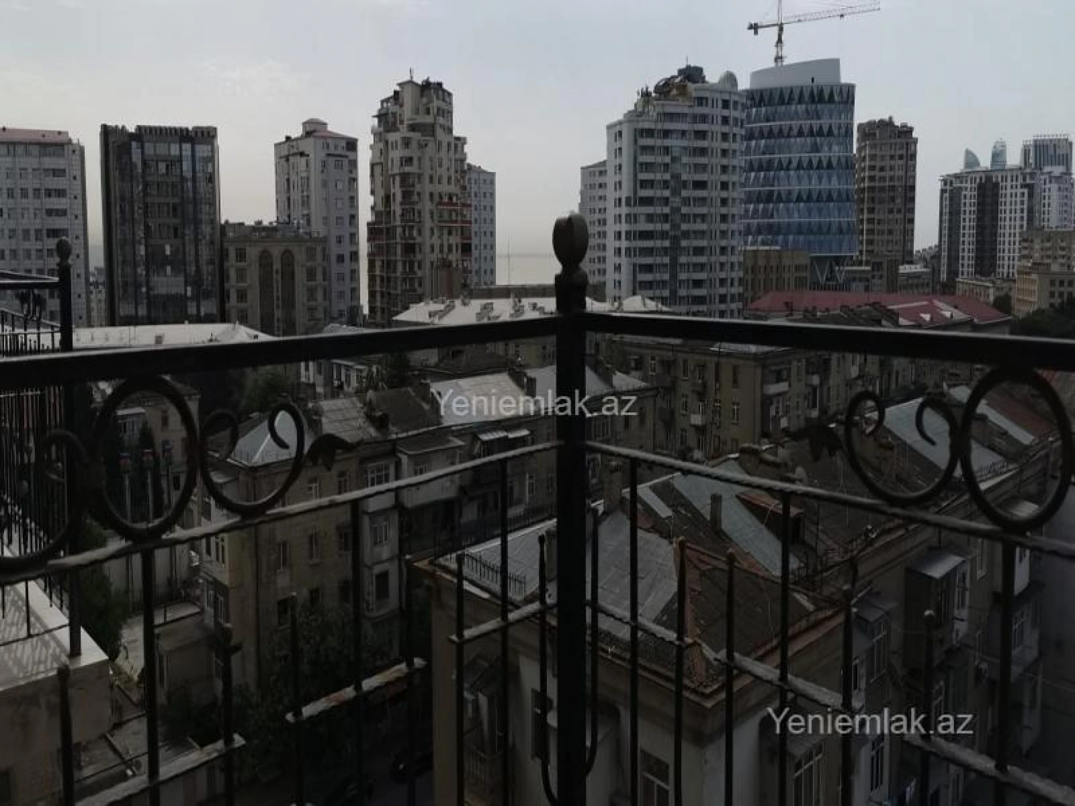Satılır 4 otaqlı yeni tikili 170 m²