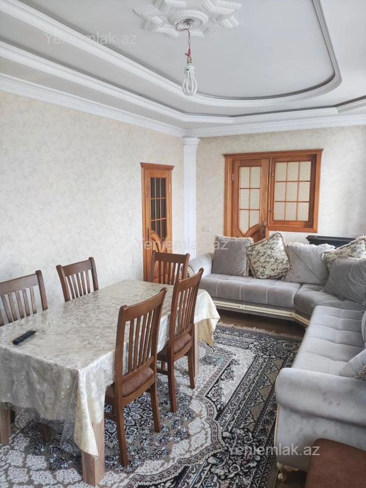 Satılır 7 otaqlı həyət evi 204 m²