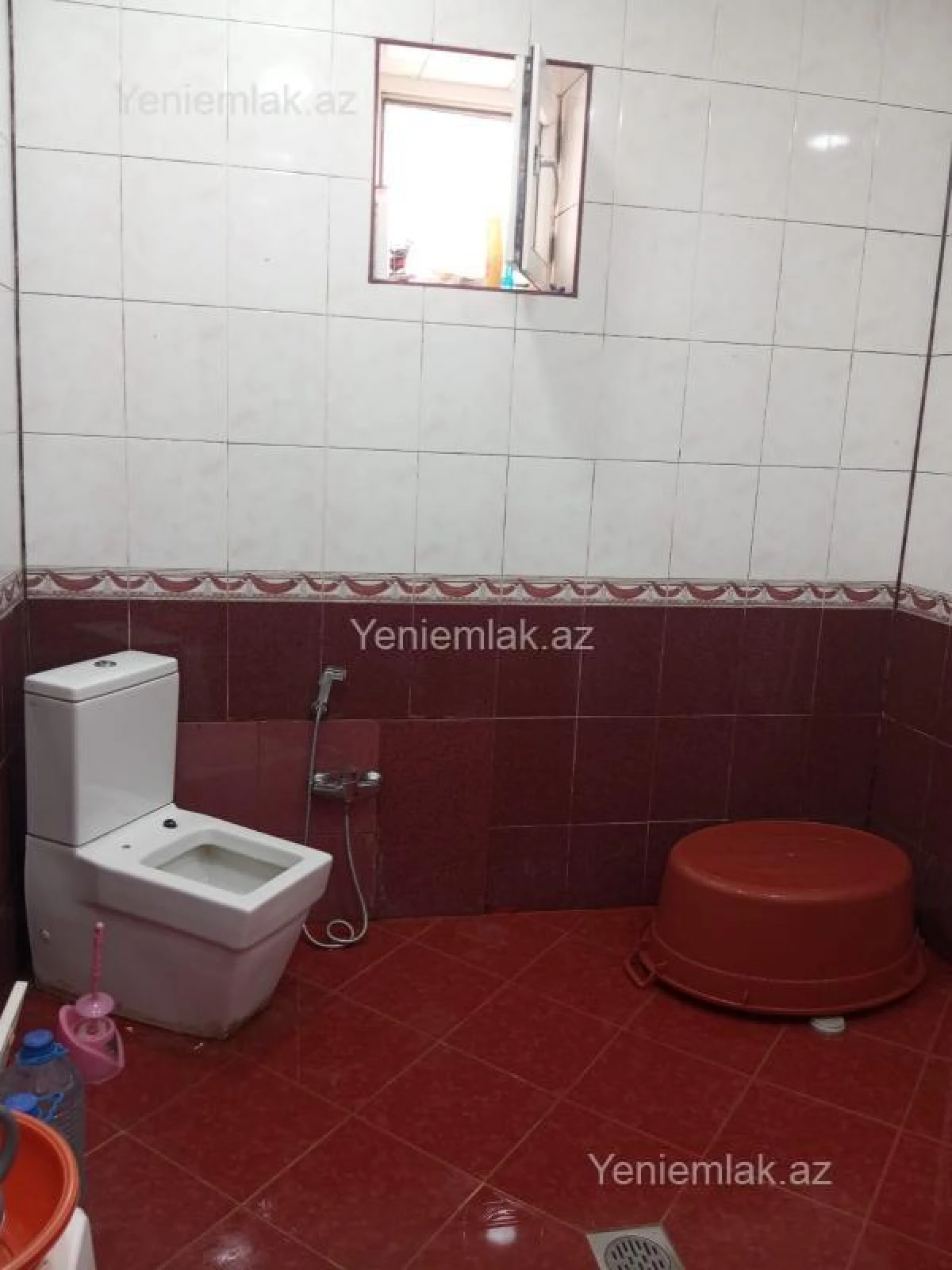 Satılır 7 otaqlı həyət evi 204 m²