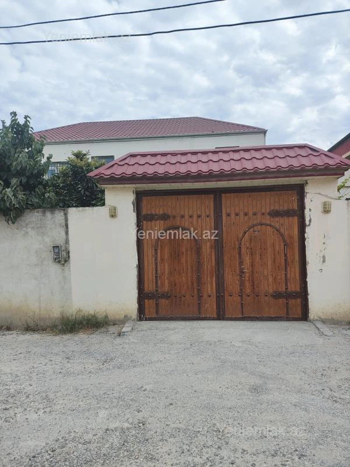 Satılır 7 otaqlı həyət evi 204 m²