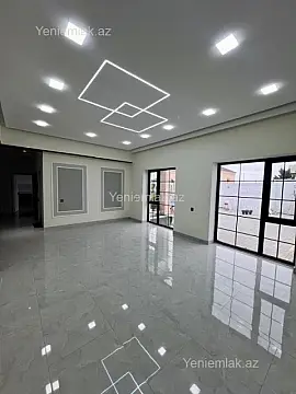 Satılır 5 otaqlı həyət evi 185 m²