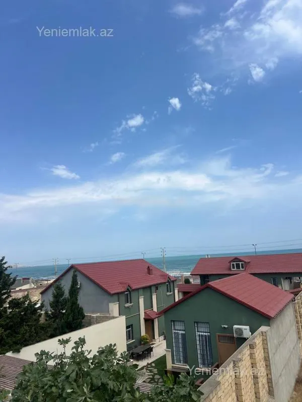 Satılır 5 otaqlı həyət evi 185 m²