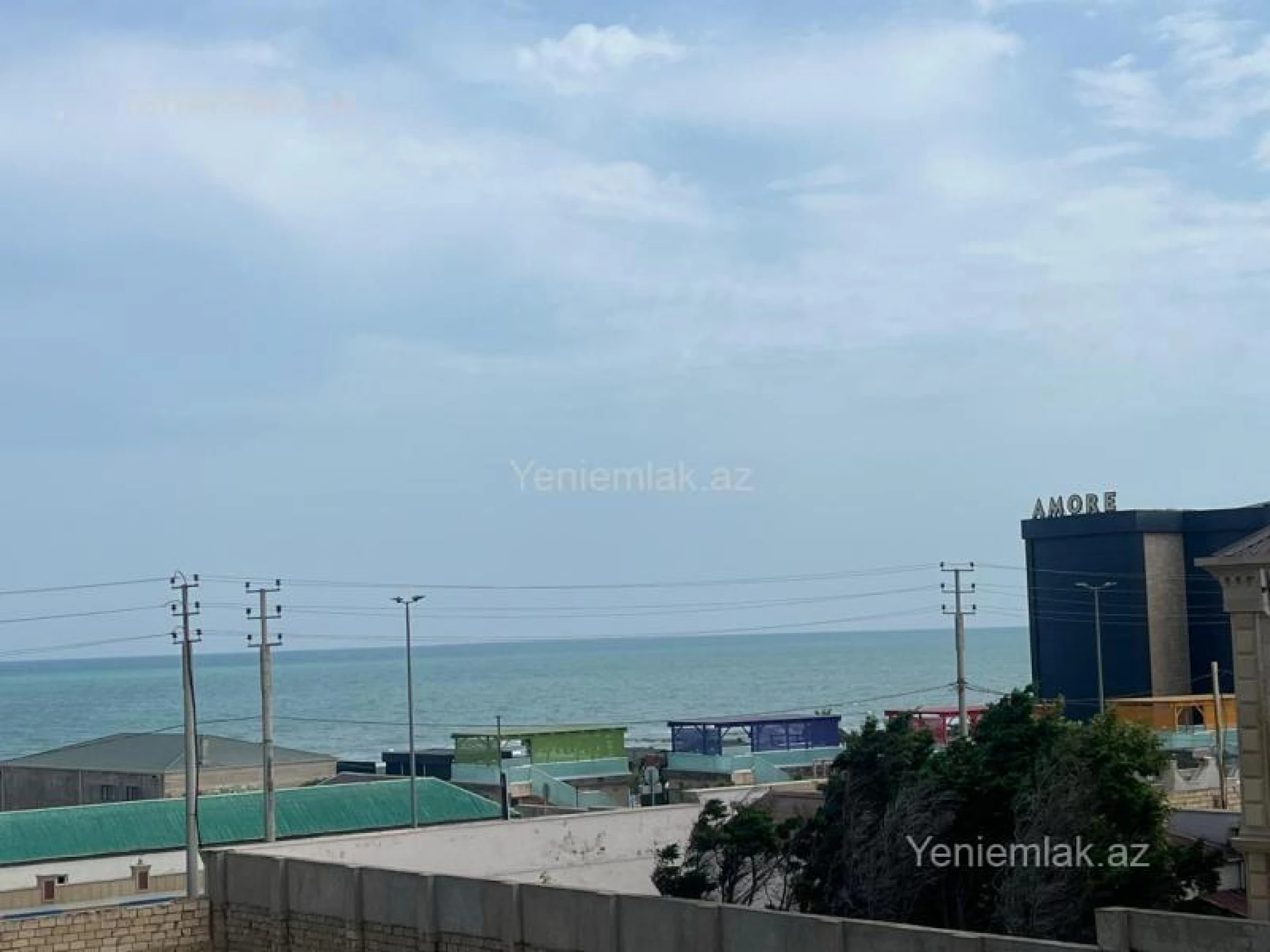 Satılır 5 otaqlı həyət evi 185 m²