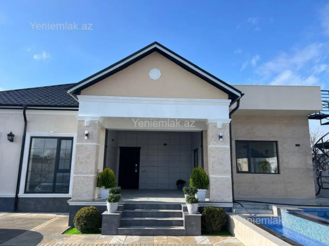 Satılır 5 otaqlı həyət evi 185 m²