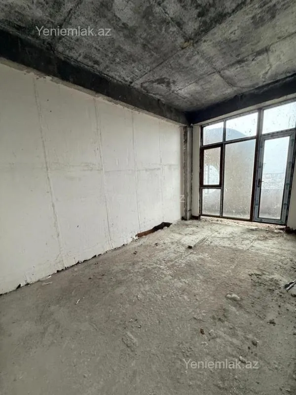 Satılır 3 otaqlı yeni tikili 110 m²