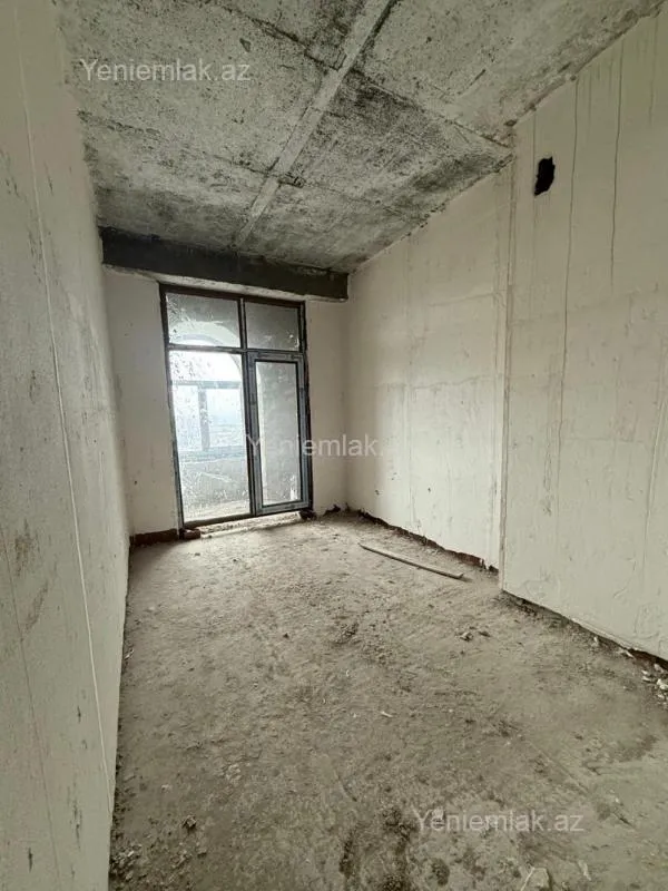 Satılır 3 otaqlı yeni tikili 110 m²