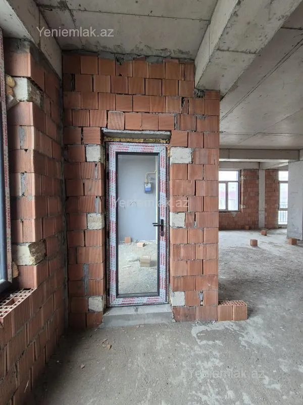 Satılır 3 otaqlı yeni tikili 86.7 m²