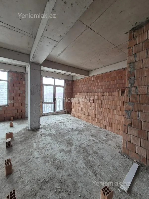 Satılır 3 otaqlı yeni tikili 86.7 m²