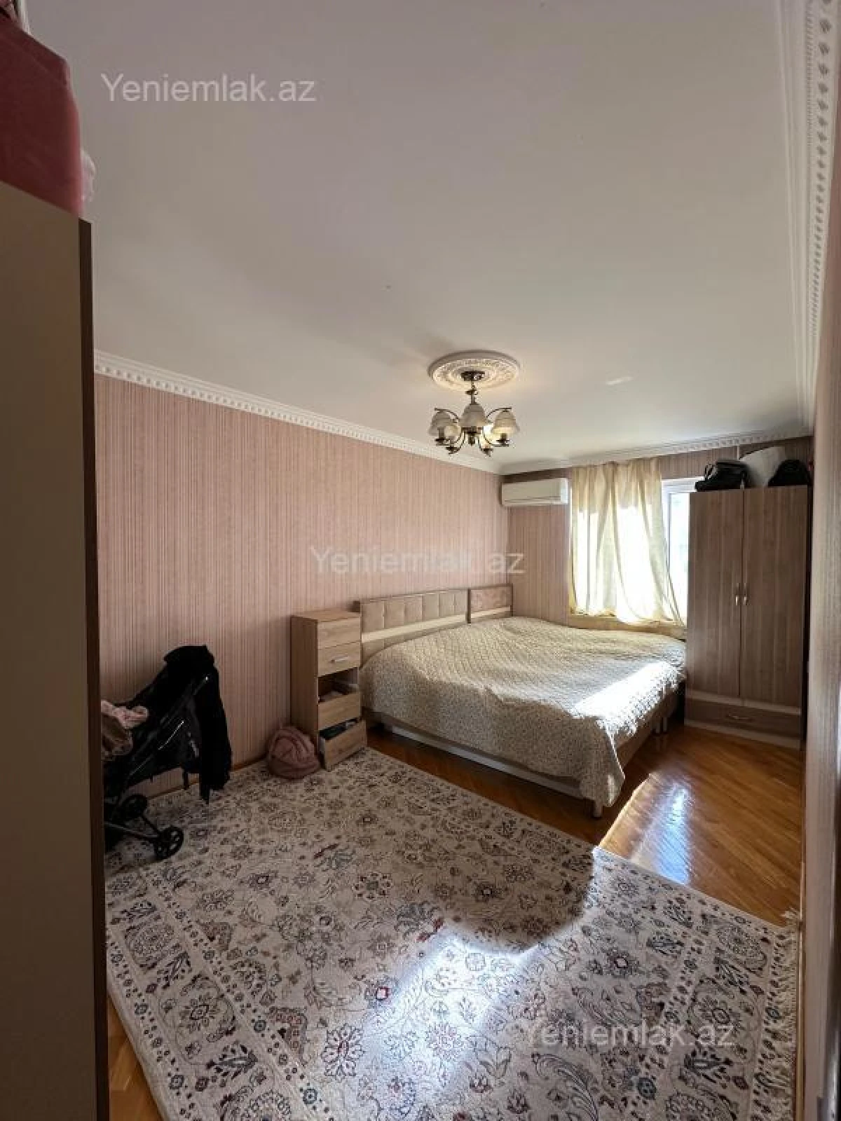 Satılır 2 otaqlı köhnə tikili 60 m²