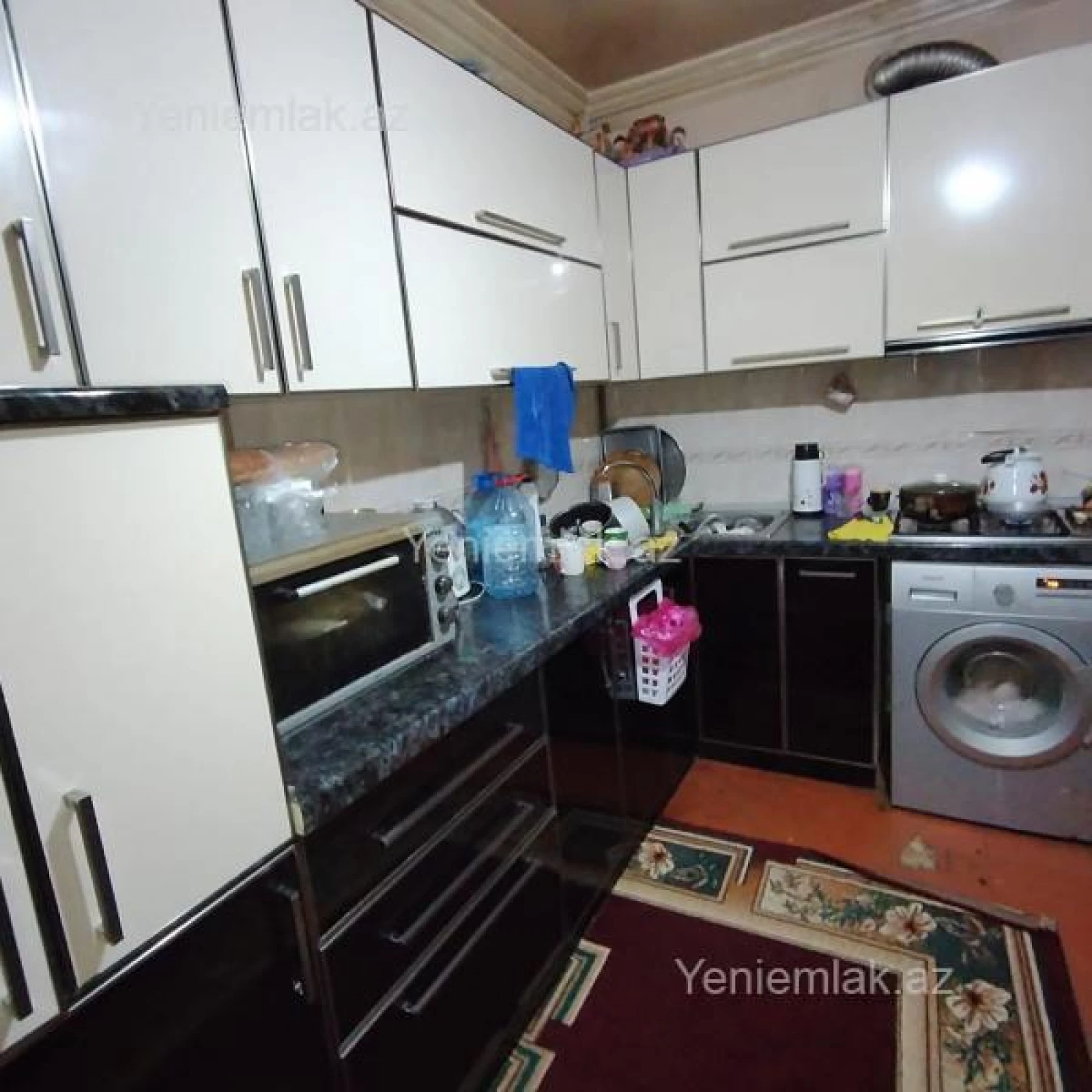 Satılır 2 otaqlı köhnə tikili 60 m²