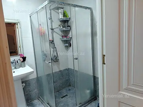 Satılır 1 otaqlı yeni tikili 68 m²