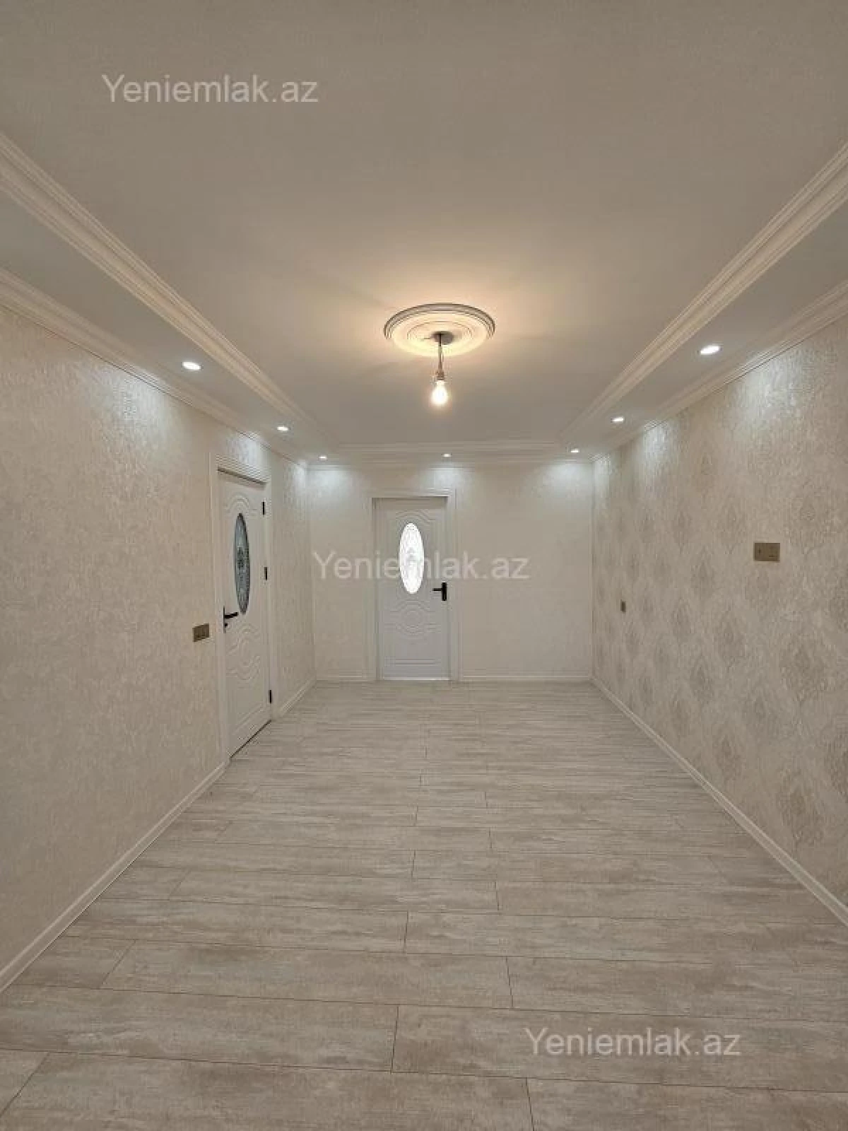 Satılır 2 otaqlı köhnə tikili 47 m²