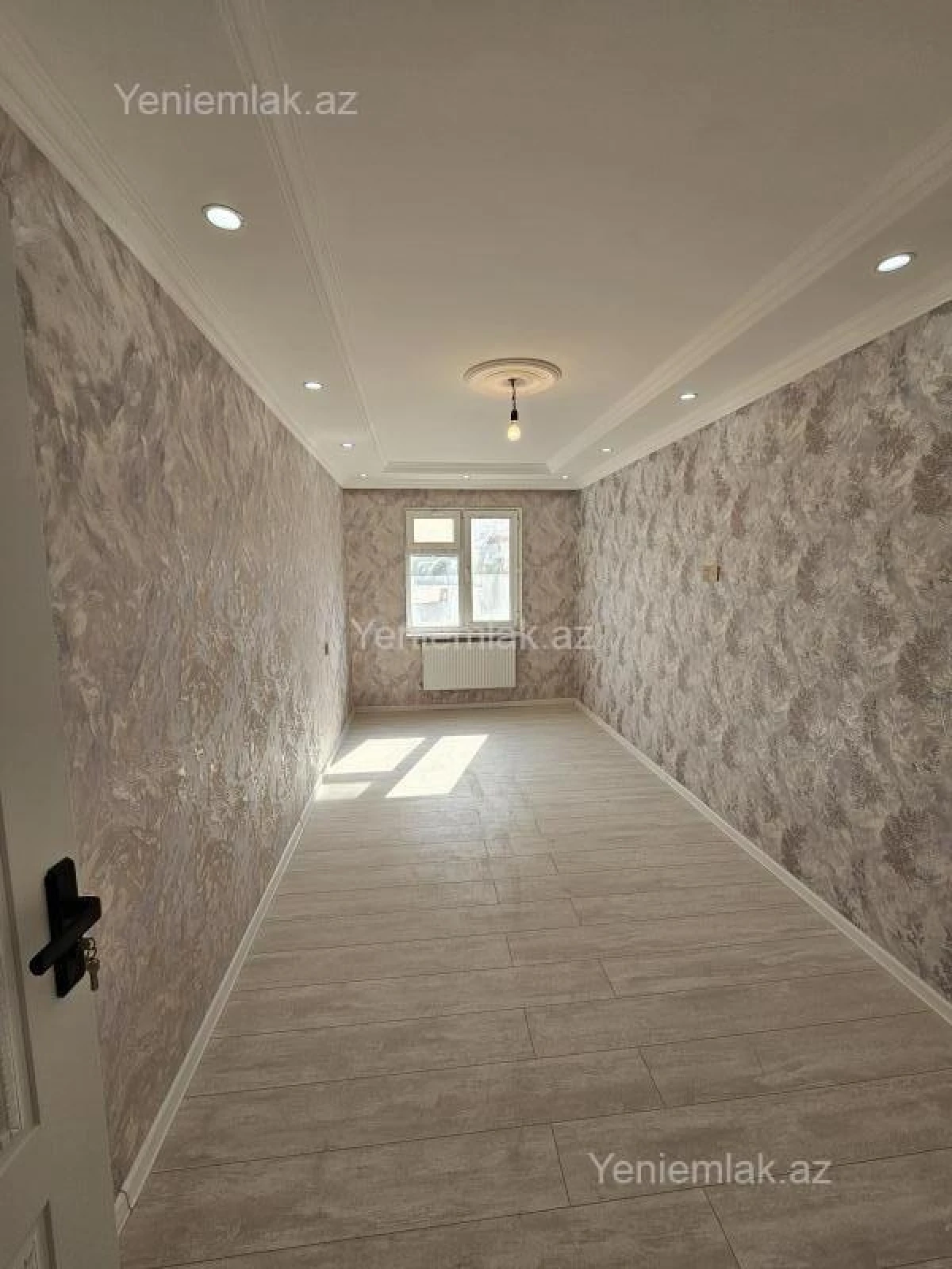 Satılır 2 otaqlı köhnə tikili 47 m²