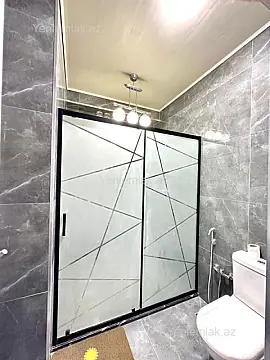 Satılır 3 otaqlı yeni tikili 80 m²