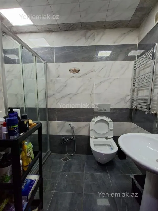 Satılır 2 otaqlı yeni tikili 42 m²