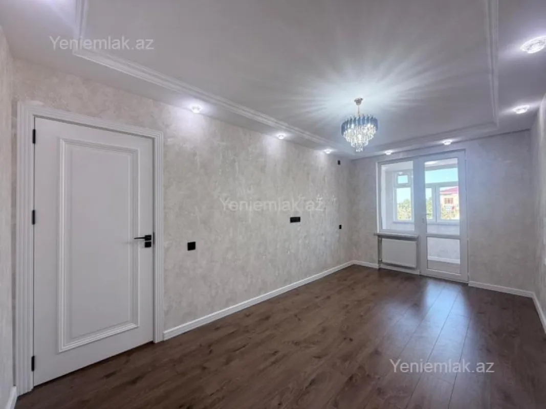 Satılır 2 otaqlı köhnə tikili 45 m²