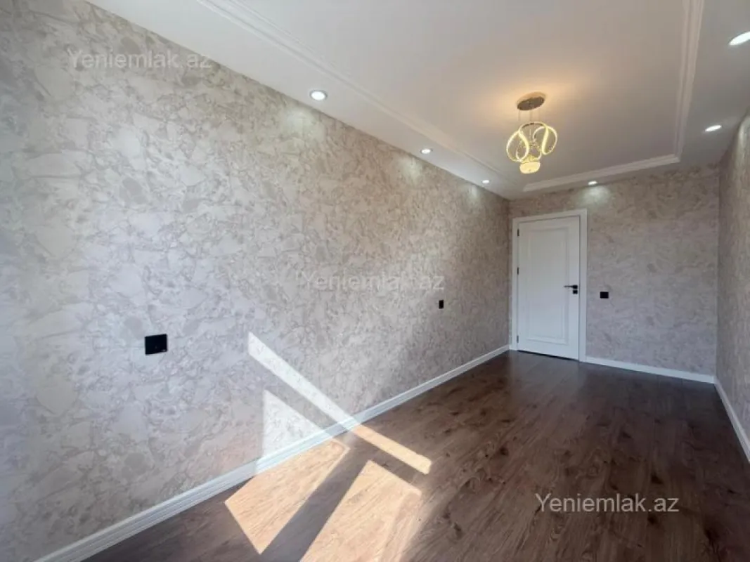 Satılır 2 otaqlı köhnə tikili 45 m²
