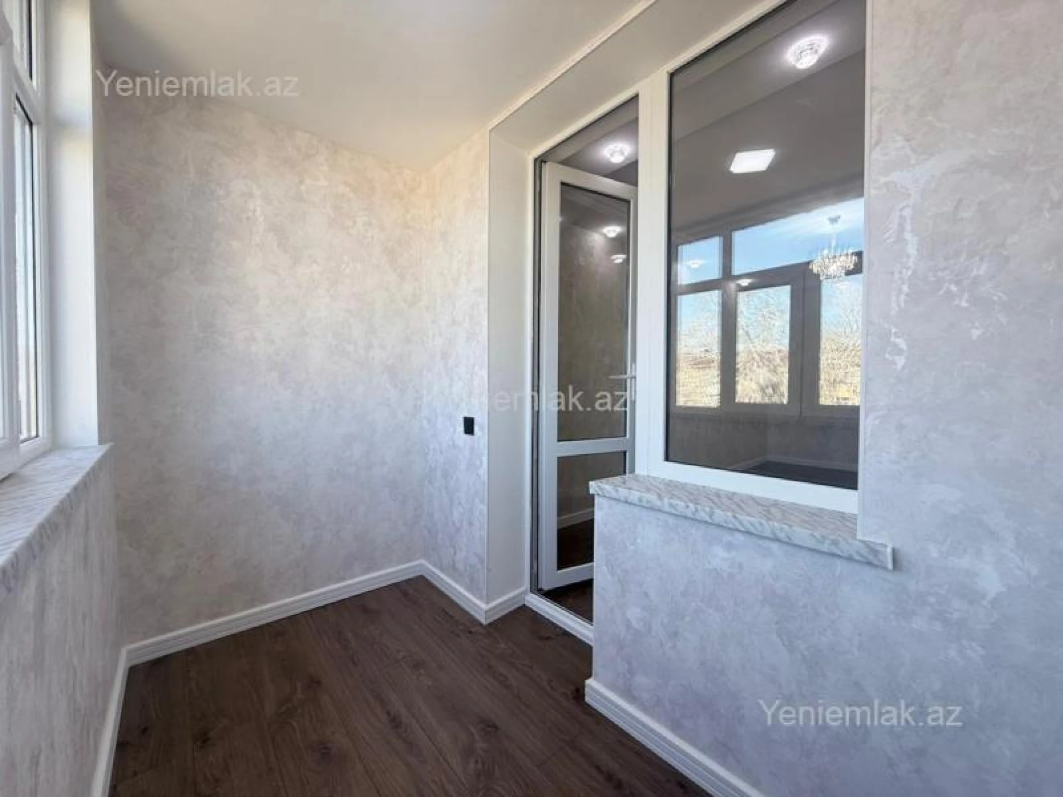 Satılır 2 otaqlı köhnə tikili 45 m²