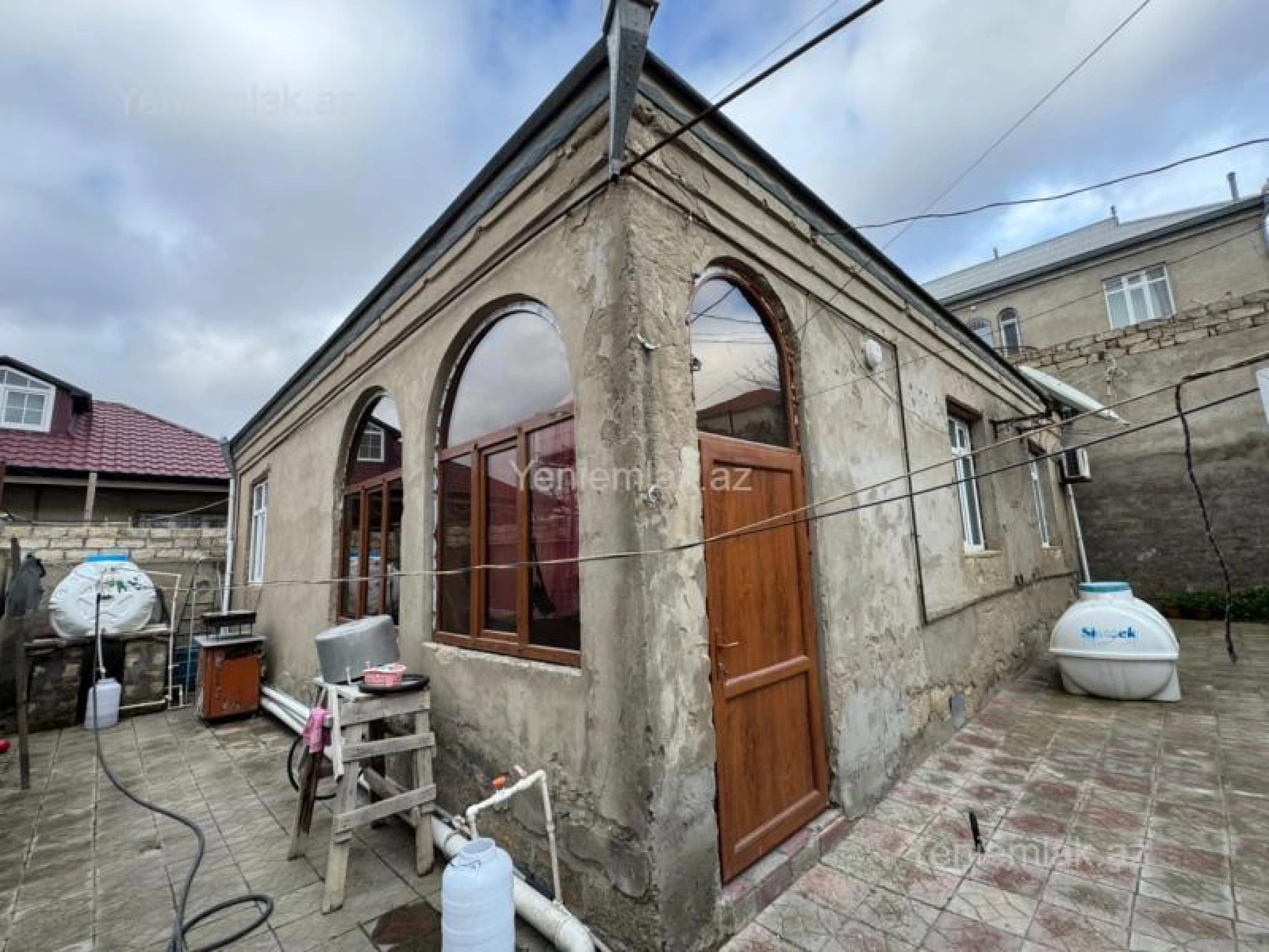 Satılır 3 otaqlı həyət evi 82 m²