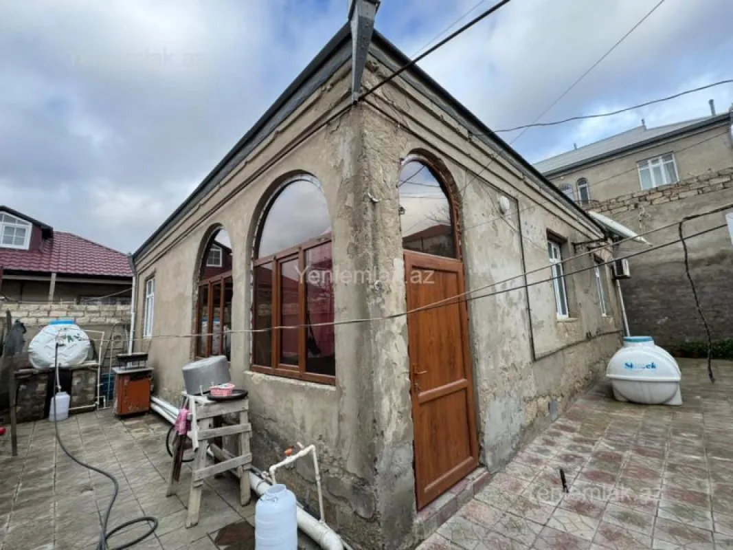 Satılır 3 otaqlı həyət evi 82 m²