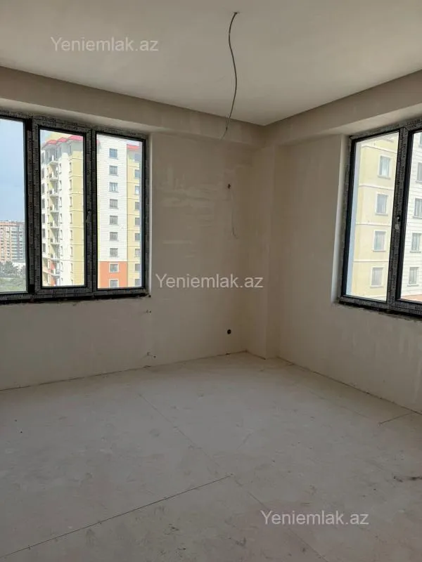 Satılır 3 otaqlı yeni tikili 81 m²