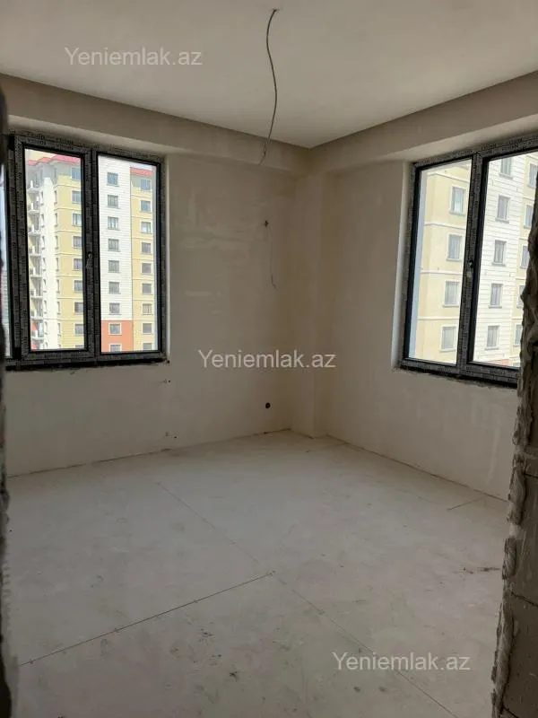 Satılır 3 otaqlı yeni tikili 81 m²