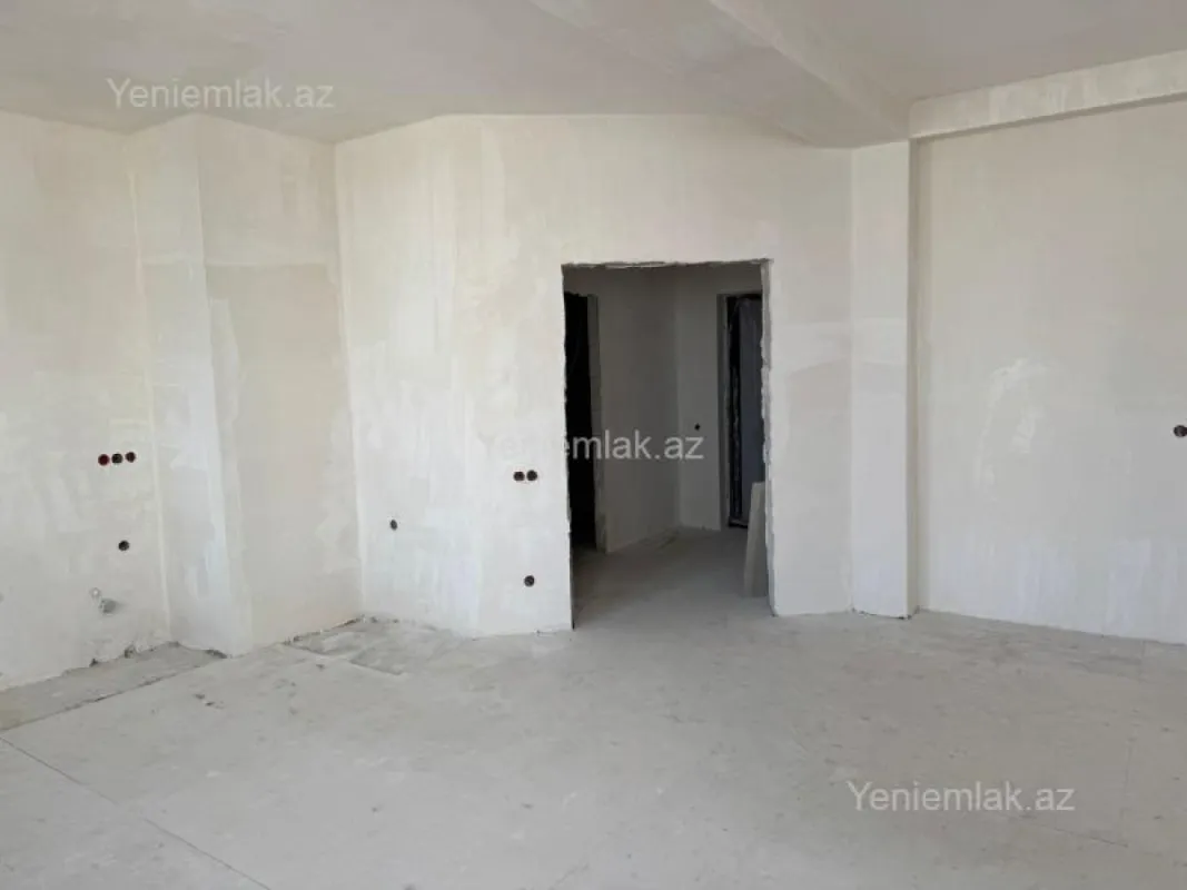 Satılır 3 otaqlı yeni tikili 81 m²