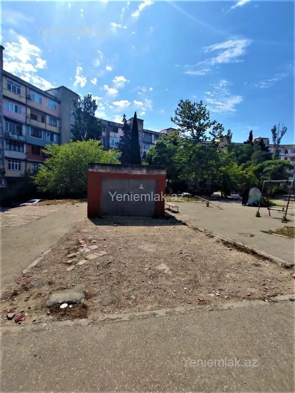 Satılır qaraj 25 m²