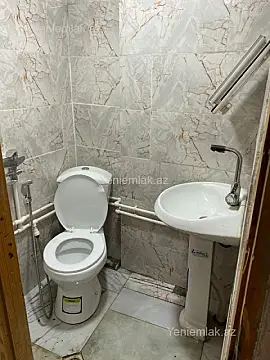 Satılır 1 otaqlı köhnə tikili 40 m²